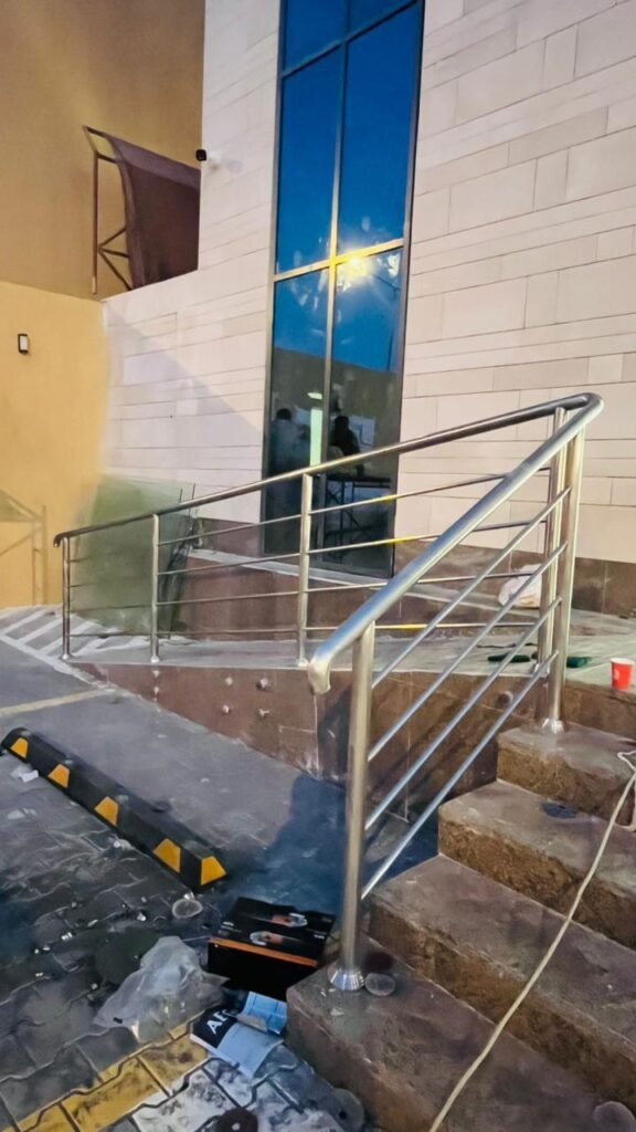 درابزين ستانلس 15